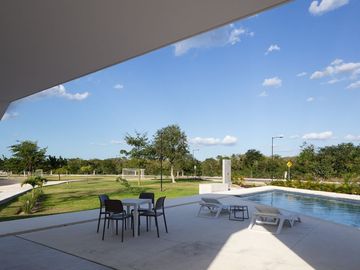 EN VENTA CASA EN PRIVADA RESIDENCIAL BLANCA, MÉRIDA