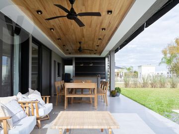 Casa en venta - Barrio Terralagos, Canning
