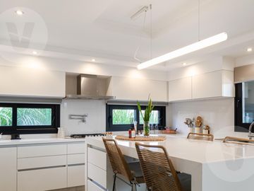 Casa en venta - Barrio Terralagos, Canning