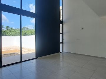 CASA EN VENTA  EN PRADERAS DEL MAYAB, CONKAL -  3 RECÁMARAS  Y ALBERCA