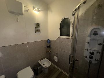 Estupenda Casa Estilo Colonial en el Barrio Los Naranjos - Ingeniero Maschwitz