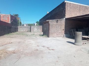 Galpón - Urquiza