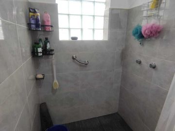 SE VENDE CASA 1,280 M2 UBICADA EN CAÑADAS TEPOTZOTLÁN ESTADO DE MÉXICO.