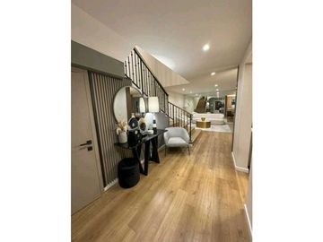 SE VENDE CASA EN VILLA LUCRE- ALTOS DE SAN RAFAEL REMODELADA 397m2 JP