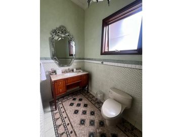 VENTA MANSIÓN EN ALTOS DEL GOLF