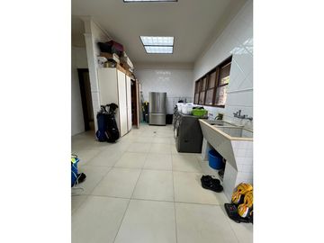 VENTA MANSIÓN EN ALTOS DEL GOLF