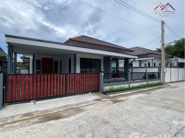 3 Bedroom House for sale in Phe, Rayong