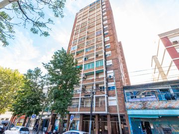 VENTA - DPTO 3 AMB C/BALCON AL FRENTE - PILETA