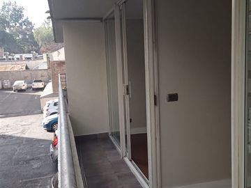 Departamento en Venta en santa isabel, metro toesca