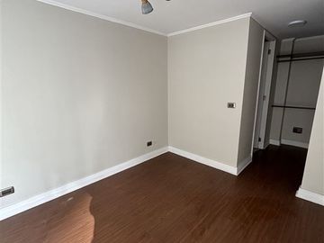 Departamento en Venta en santa isabel, metro toesca