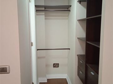 Departamento en Venta en santa isabel, metro toesca