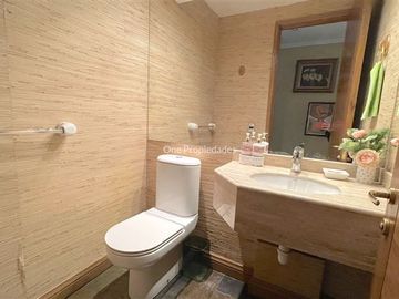 Departamento en Venta en Parque Araucano | Venta Departamento 4D4B y servicios com excelente ubicacion | Las Condes | One Propiedades