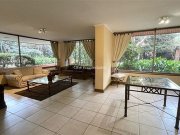 Departamento en Venta en Parque Araucano | Venta Departamento 4D4B y servicios com excelente ubicacion | Las Condes | One Propiedades