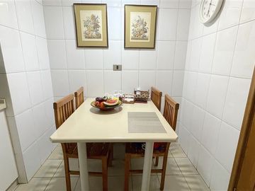Departamento en Venta en Parque Araucano | Venta Departamento 4D4B y servicios com excelente ubicacion | Las Condes | One Propiedades
