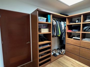 Excelente casa ubicada en Fairway
