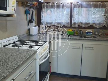 Depto 3 dormitorios amplio - Con cochera y baulera - Villa La Angostura