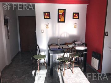 Venta de departamento de 3 ambientes con balcón en Boedo