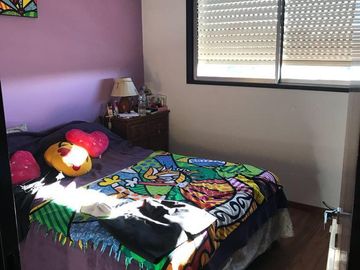 Venta de departamento de 3 ambientes con balcón en Boedo