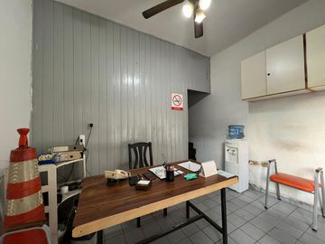 Local comercial a la venta en Avellaneda