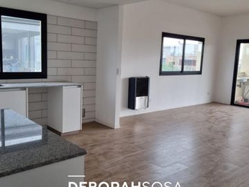 Casa en venta en country club San Sebastian Pilar