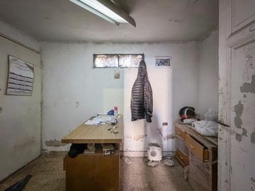 Galpón en venta, 300 m2, Mercado de Concentración Fisherton