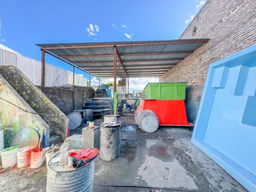 Galpón en venta, 300 m2, Mercado de Concentración Fisherton
