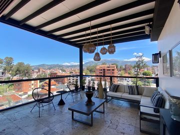 LUJOSO PENTHOUSE EN VENTA, en Cuenca