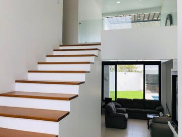 CASA EN VENTA EN EL CENTRO DE OAXTEPEC, YAUTEPEC, MORELOS.