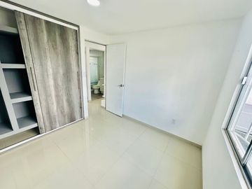 CASA EN VENTA EN CONJUNTO HABITACIONAL