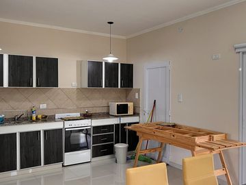 Casa 3 dormitorios con importante lote en Colón