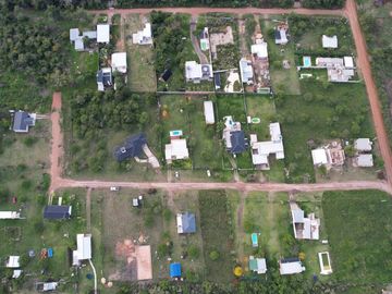 Casa 3 dormitorios con importante lote en Colón
