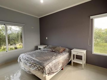 Casa 3 dormitorios con importante lote en Colón