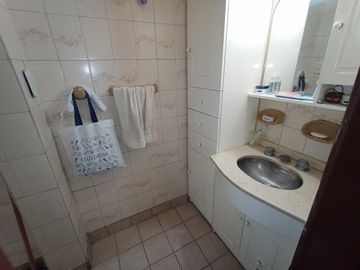 Venta PH en Lanús Oeste Tipo Casa 100 m2 en 1ºPiso con entrada independiente
