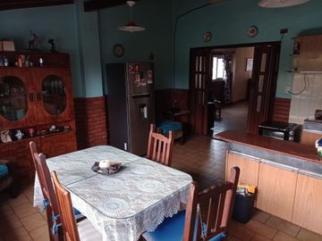 Venta PH en Lanús Oeste Tipo Casa 100 m2 en 1ºPiso con entrada independiente