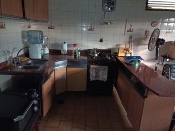 Venta PH en Lanús Oeste Tipo Casa 100 m2 en 1ºPiso con entrada independiente