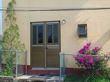 ¡SEVENDEN 2 CASAS JUNTAS ¡ EN ALTA PALMIRA