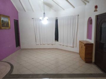 ¡SEVENDEN 2 CASAS JUNTAS ¡ EN ALTA PALMIRA