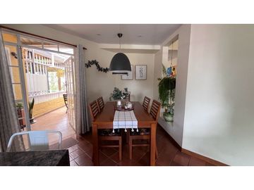 Vendo linda y acogedora casa campestre en Tenjo.