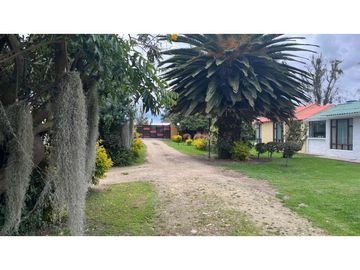 Vendo linda y acogedora casa campestre en Tenjo.
