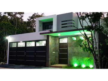 Venta de Casa cancun  con Alberca en lamos
