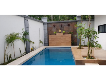 Venta de Casa cancun  con Alberca en lamos