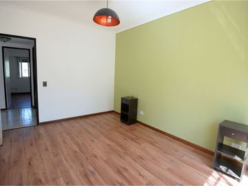 VENTA CASA 4 AMBIENTES COCHERA DON BOSCO QUILMES
