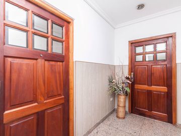 VENTA Avellaneda Vivienda 6 Amb c/ Local 582m2