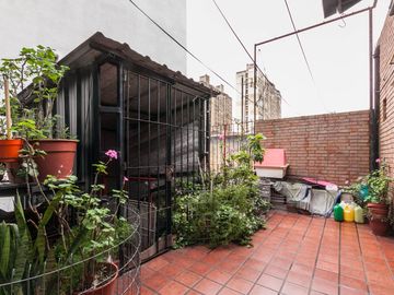 VENTA Avellaneda Vivienda 6 Amb c/ Local 582m2