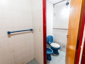 VENTA Avellaneda Vivienda 6 Amb c/ Local 582m2