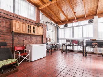 VENTA Avellaneda Vivienda 6 Amb c/ Local 582m2