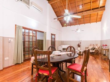 VENTA Avellaneda Vivienda 6 Amb c/ Local 582m2