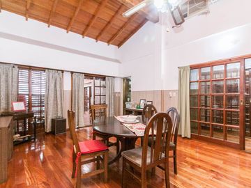 VENTA Avellaneda Vivienda 6 Amb c/ Local 582m2