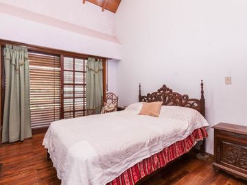 VENTA Avellaneda Vivienda 6 Amb c/ Local 582m2