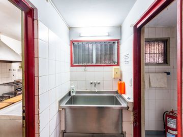 VENTA Avellaneda Vivienda 6 Amb c/ Local 582m2